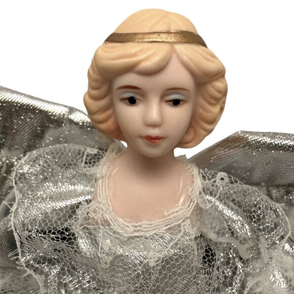 Holiday Light Up Angel Silver Wings and Dress Christmas Vintage Figurine - Picture 3 of 11